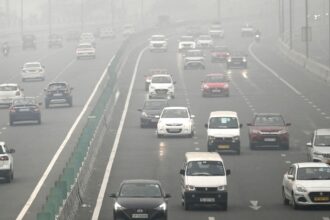 231106 new delhi smog cars pollution ac 1030p 5bd92f