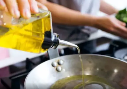 Vegetable Oil for Cooking